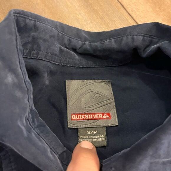 Vintage Quiksilver Navy Short Sleeve Striped Buttonup Men Small P-200 - Picture 4 of 5